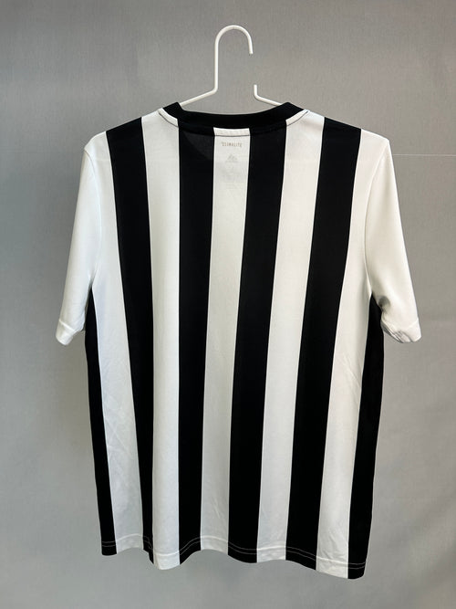 Adidas Juventus football Shirt L Multicolour