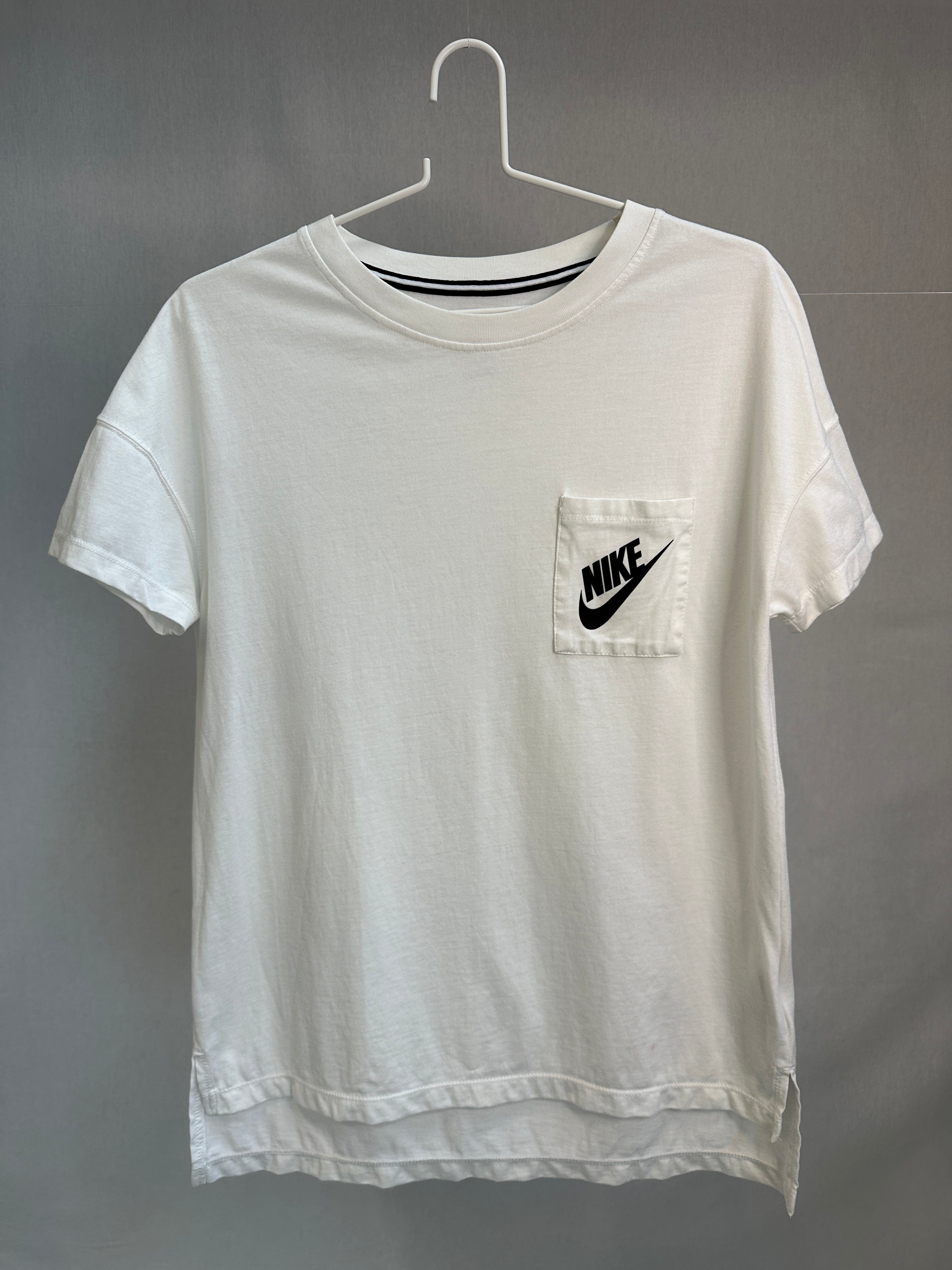 Nike T-Shirt S White