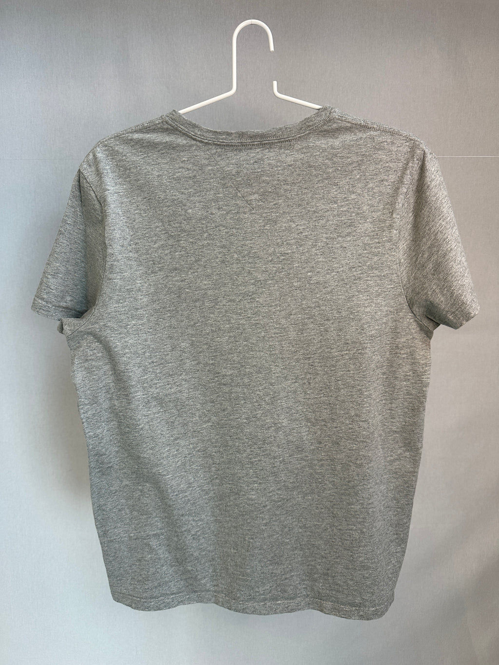 Tommy Hilfiger T-shirt S Grey